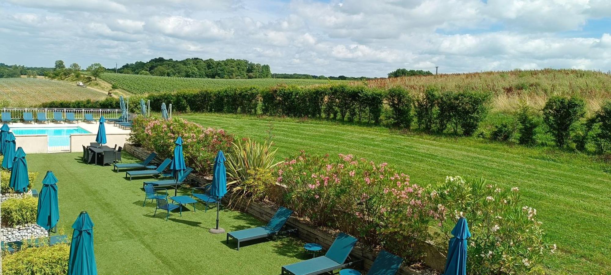 Pey La Tour - Logis Hotels & Restaurant Salleboeuf Eksteriør bilde