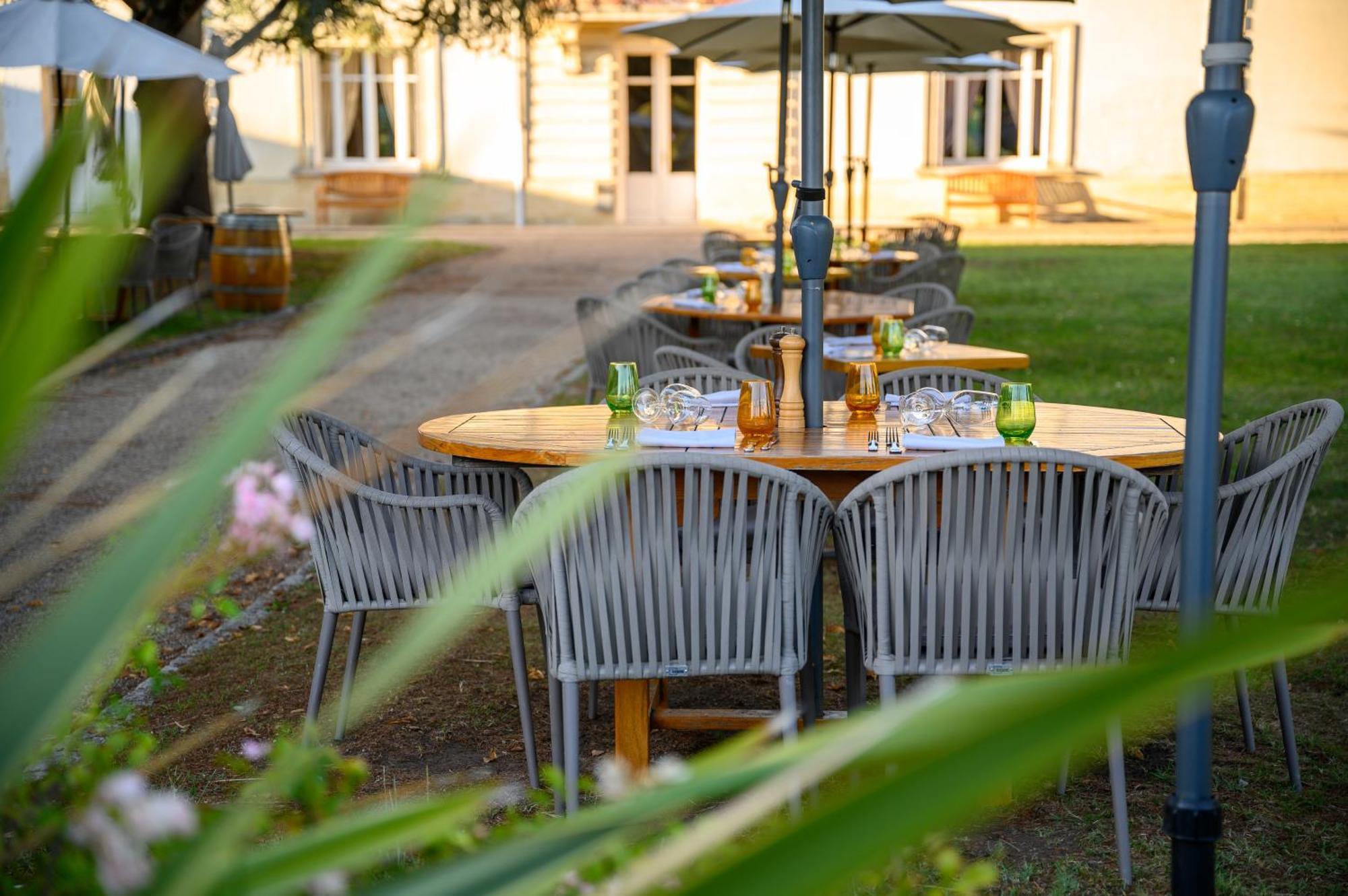 Pey La Tour - Logis Hotels & Restaurant Salleboeuf Eksteriør bilde