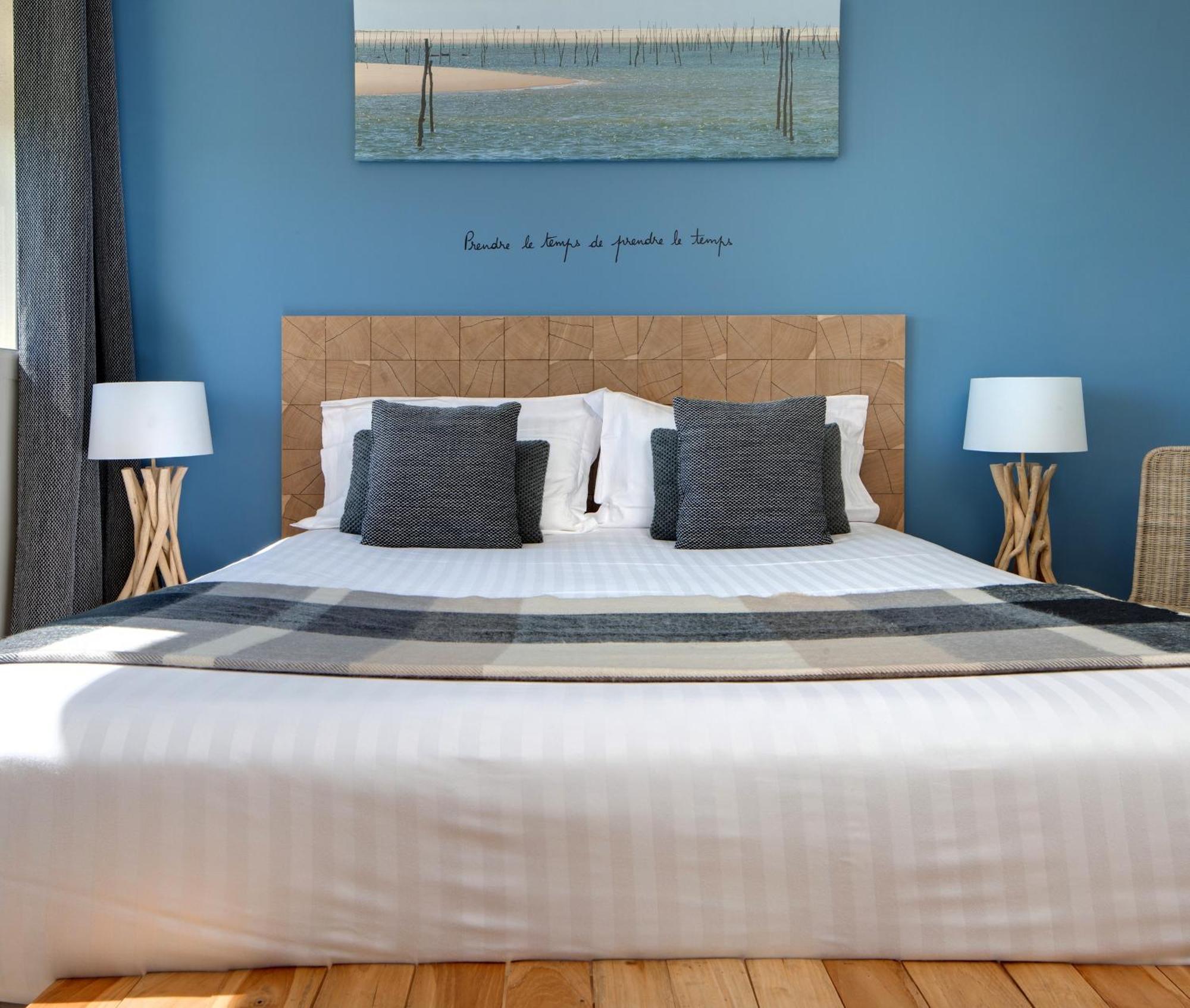 Pey La Tour - Logis Hotels & Restaurant Salleboeuf Eksteriør bilde